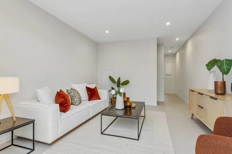 Photo of property in 20 Park Green Avenue, Rosehill, Papakura, 2113