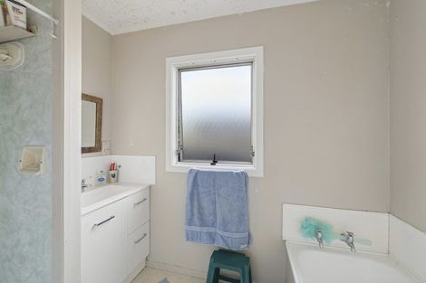 Photo of property in 2b Cherrywood Place, Western Heights, Rotorua, 3015