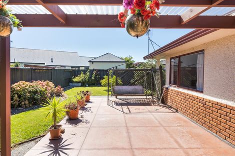 Photo of property in 14 Montana Way, Milson, Palmerston North, 4414
