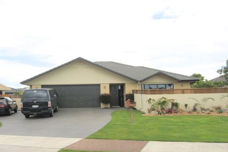 Photo of property in 588 Grenada Street, Papamoa Beach, Papamoa, 3118