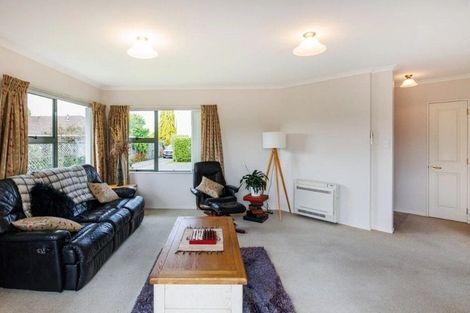 Photo of property in 21 Tudor Grove, Feilding, 4702