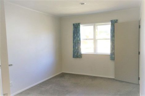 Photo of property in 2/3 Bruce Road, Glenfield, Auckland, 0629