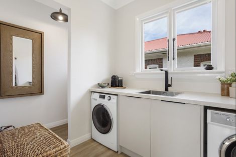 Photo of property in 1 Spencer Street, Andersons Bay, Dunedin, 9013