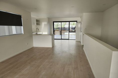 Photo of property in 36a Poruru Close, Papakura, 2110
