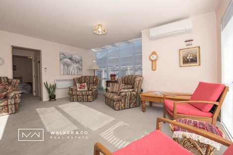 Photo of property in 20 Macalister Place, Miramar, Wellington, 6022