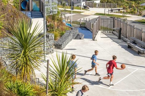 Photo of property in 45 Oakum Road, Whitby, Porirua, 5024