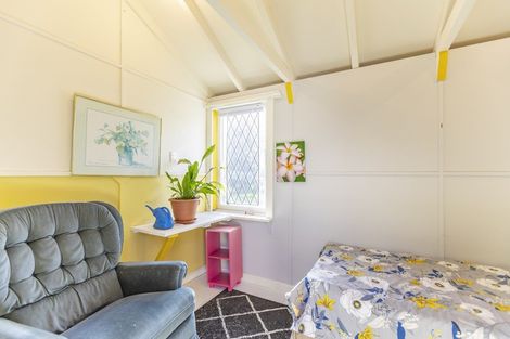 Photo of property in 14 Owen Street, Tikokino, Waipawa, 4273
