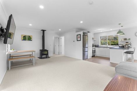 Photo of property in 489a Barrett Road, Omata, New Plymouth, 4374