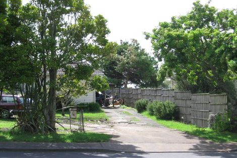 Photo of property in 81 Solar Road, Glen Eden, Auckland, 0602