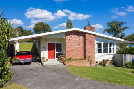 Photo of property in 72 Union Road, Howick, Auckland, 2014