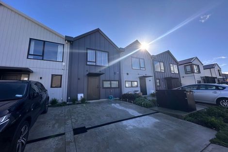 Photo of property in 10 Orongomai Street, Wallaceville, Upper Hutt, 5018