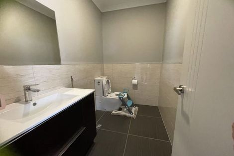 Photo of property in 28 Milano Boulevard, Karaka, Papakura, 2113