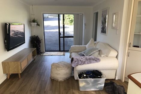 Photo of property in 72 Albany Highway, Greenhithe, Auckland, 0632