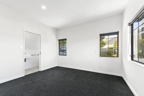 Photo of property in 23 Molyneux Close, Whitby, Porirua, 5024
