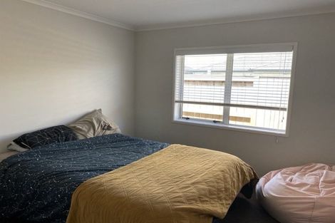 Photo of property in 32 Harding Drive, Papamoa Beach, Papamoa, 3118