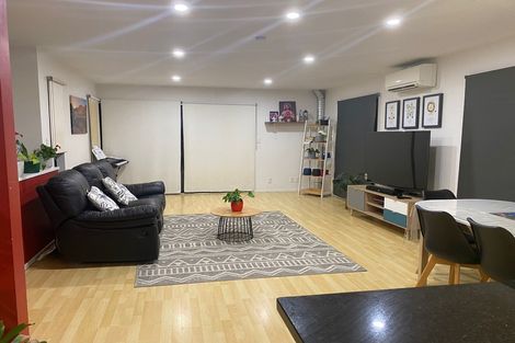 Photo of property in 69a/3 Chivalry Road, Glenfield, Auckland, 0629