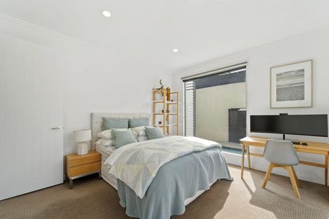 Photo of property in 33a Churchill Road, Murrays Bay, Auckland, 0630