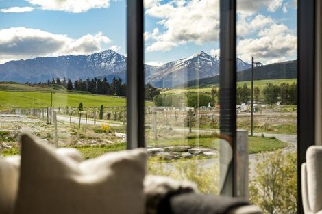 Photo of property in 13 Mcgibbon Lane, Jacks Point, 9371