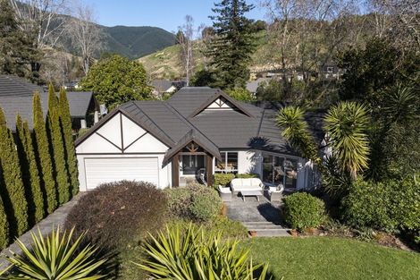 Photo of property in 25 Montebello Avenue, Stoke, Nelson, 7011