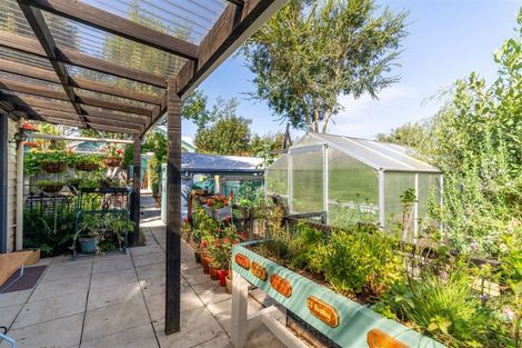 Photo of property in 68 Cumnor Terrace, Woolston, Christchurch, 8023