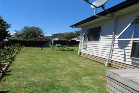 Photo of property in 613 Massey Road, Mangere, Auckland, 2022