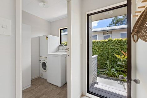 Photo of property in 5/254 Glenvar Road, Torbay, Auckland, 0630