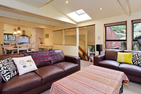 Photo of property in 3 Inaka Place, Titirangi, Auckland, 0604