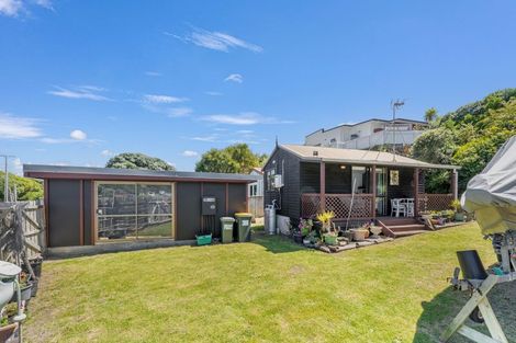 Photo of property in 14 Koromiko Street, Otaki Beach, Otaki, 5512