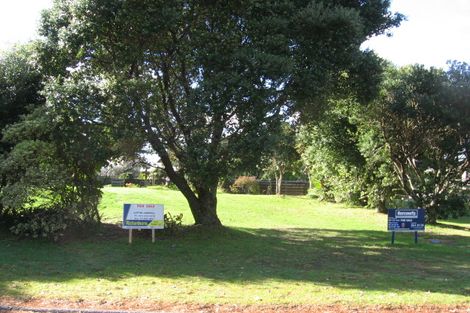 Photo of property in 17 Vista Paku, Pauanui, Hikuai, 3579