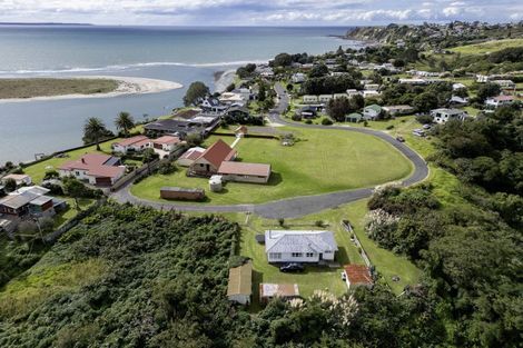 Photo of property in 44 Te Awhe Road, Maketu, 3189