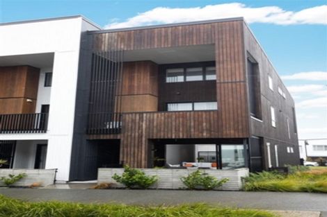 Photo of property in 49 Rangihina Road, Hobsonville, Auckland, 0616