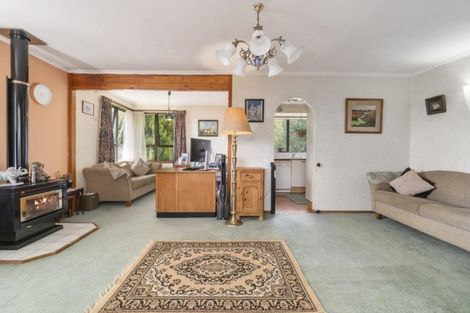 Photo of property in 56a Fairmount Road, Titirangi, Auckland, 0604