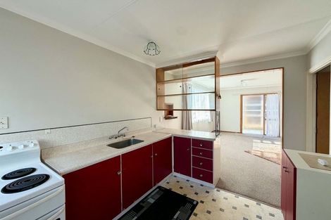 Photo of property in 71b Barrett Street, Westown, New Plymouth, 4310
