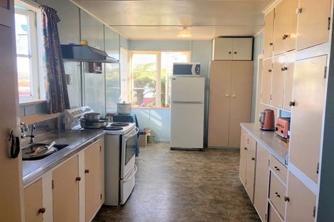 Photo of property in 9 Freyberg Terrace, Waipukurau, 4200