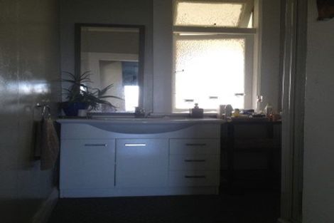 Photo of property in 12 Karepa Street, Brooklyn, Wellington, 6021