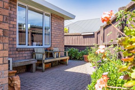 Photo of property in 129 Vagues Road, Northcote, Christchurch, 8052