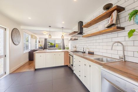Photo of property in 807 Willowpark Road North, Hastings, 4122