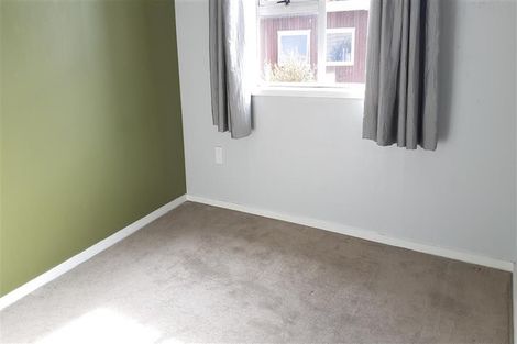 Photo of property in 12a Manuka Road, Glenfield, Auckland, 0629