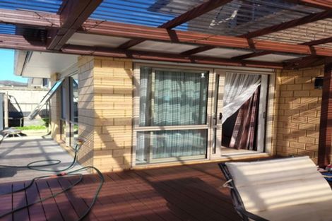 Photo of property in 42 Castlederg Drive, Flat Bush, Auckland, 2019