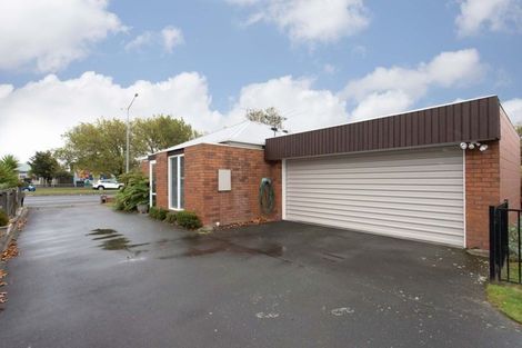 Photo of property in 162 North Parade, Richmond, Christchurch, 8013