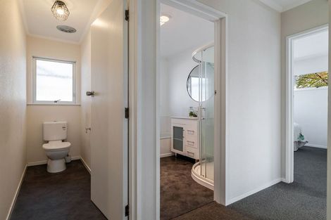 Photo of property in 107 Ruamahanga Crescent, Terrace End, Palmerston North, 4410