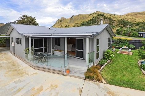 Photo of property in 4 John Ross Place, Kairakau, Havelock North, 4295