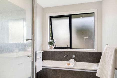 Photo of property in 24 Tiwhatiwha Crescent, Kawerau, 3127