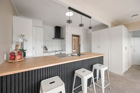 Photo of property in 1 Fleming Crescent, Maraenui, Napier, 4110