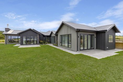 Photo of property in 47 Seven Oaks Drive, Kinloch, 3377