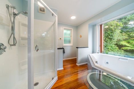 Photo of property in 39 Blue Mountains Road, Silverstream, Upper Hutt, 5019