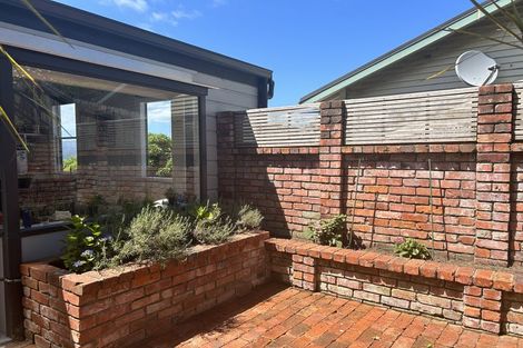 Photo of property in 62f1 Roseneath Terrace, Roseneath, Wellington, 6011