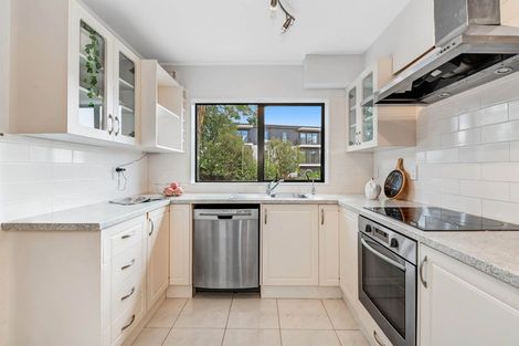 Photo of property in 1/1 Tern Place, Unsworth Heights, Auckland, 0632