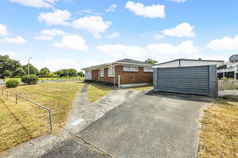 Photo of property in 33 Sunnypark Avenue, Rosehill, Papakura, 2113