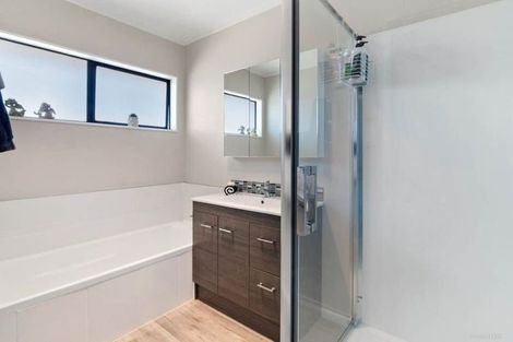 Photo of property in 1/278 Birkdale Road, Birkdale, Auckland, 0626